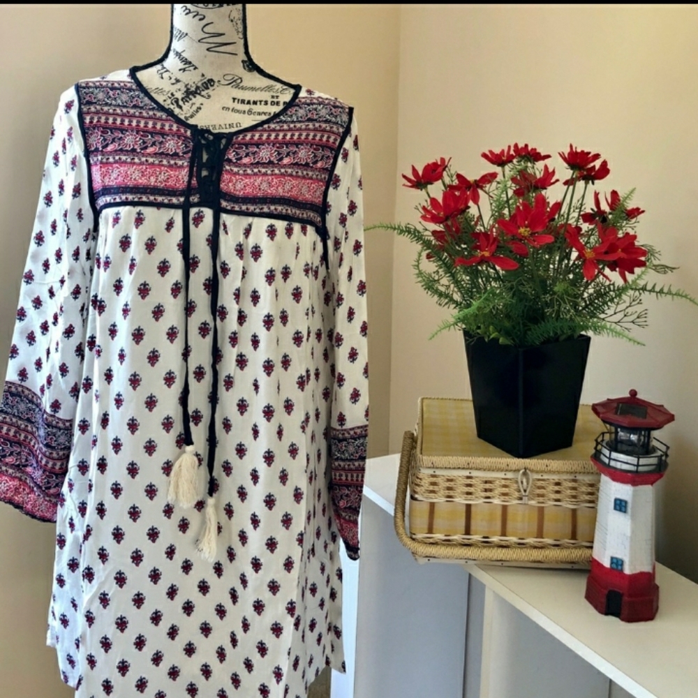 🆕️NWT Tassels & Lace Bohemian Dress